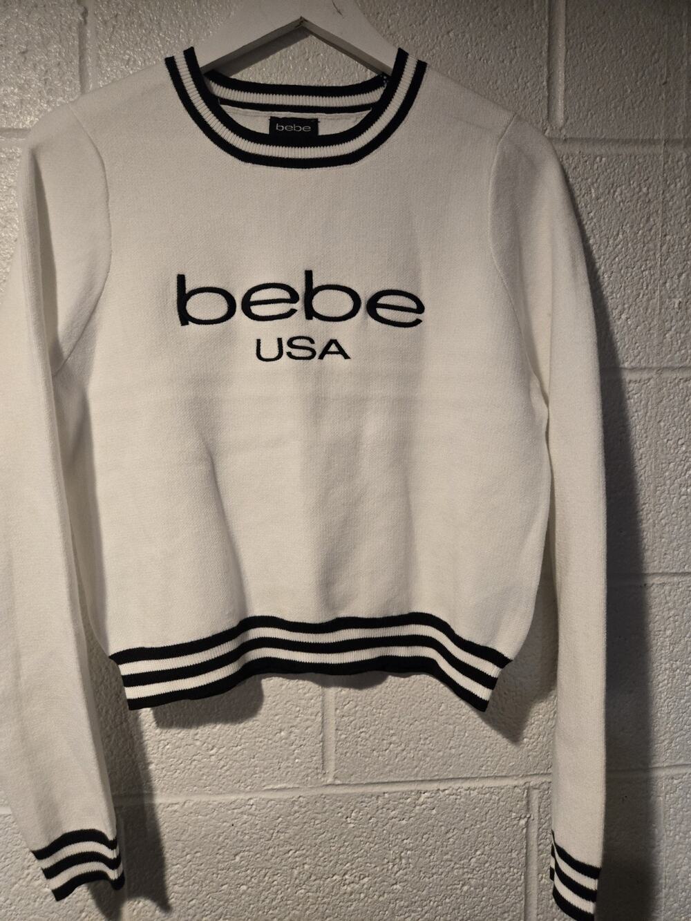 Womens Bebe Crop Sweater white Size M